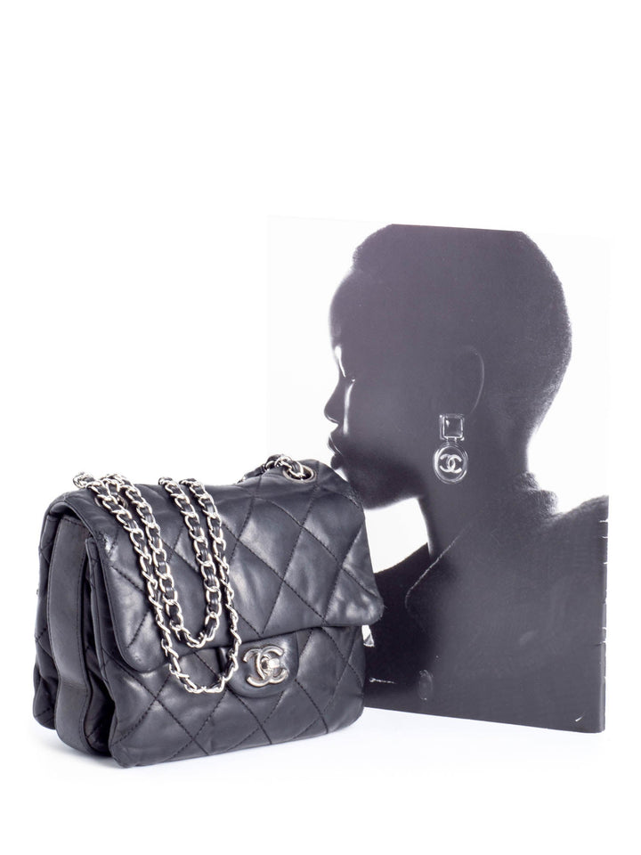 Top Quality Chanel CC Logo Quilted Leather Mini Flap Messenger Bag Black