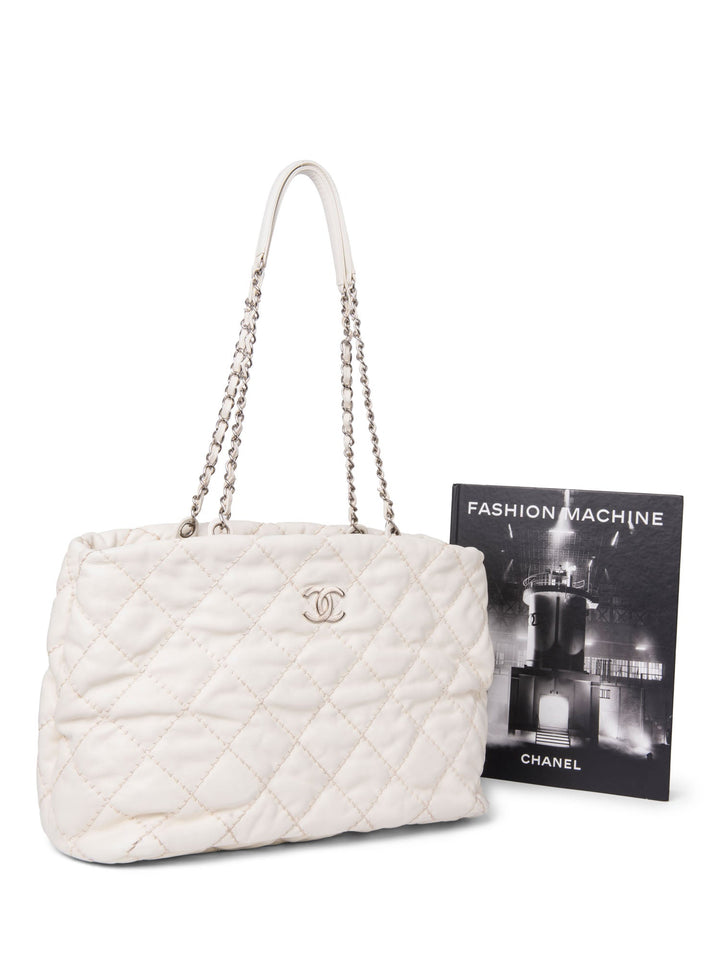 Top Quality Chanel CC Logo Quilted Leather Shopper Bag Ivory
