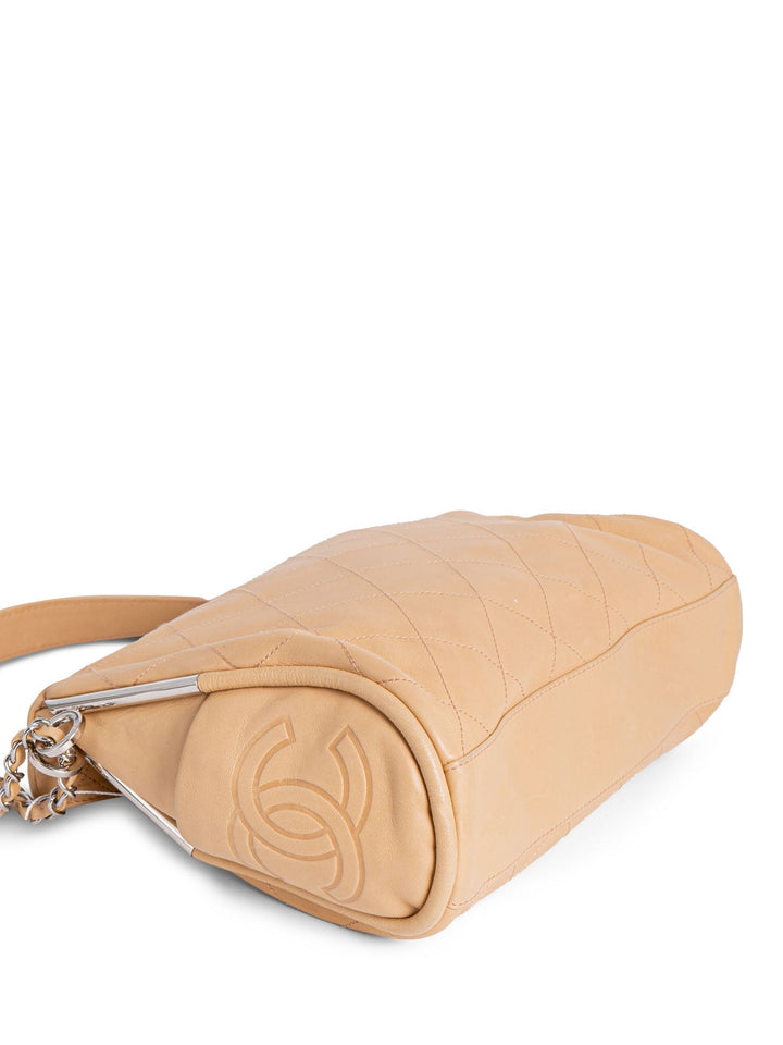 Top Quality Chanel CC Logo Quilted Soft Leather Hobo Bag Beige