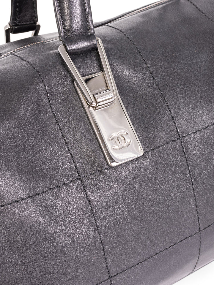 Top Quality Chanel CC Logo Soft Quilted Leather Duffle Shoulder Bag Black
