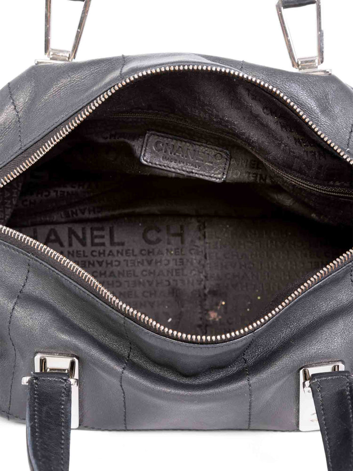 Top Quality Chanel CC Logo Soft Quilted Leather Duffle Shoulder Bag Black