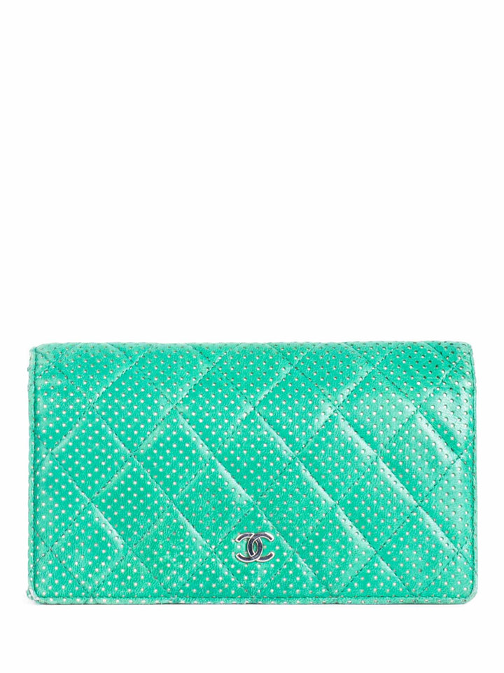Top Quality Chanel CC Logo Vintage Perforated Quilted Leather Wallet Green