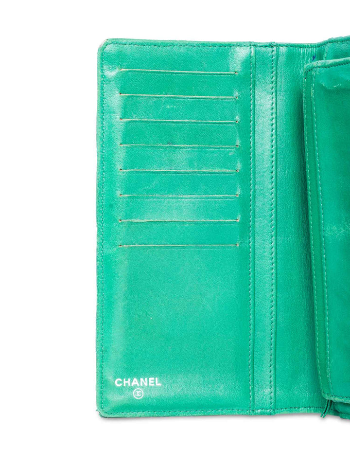 Top Quality Chanel CC Logo Vintage Perforated Quilted Leather Wallet Green