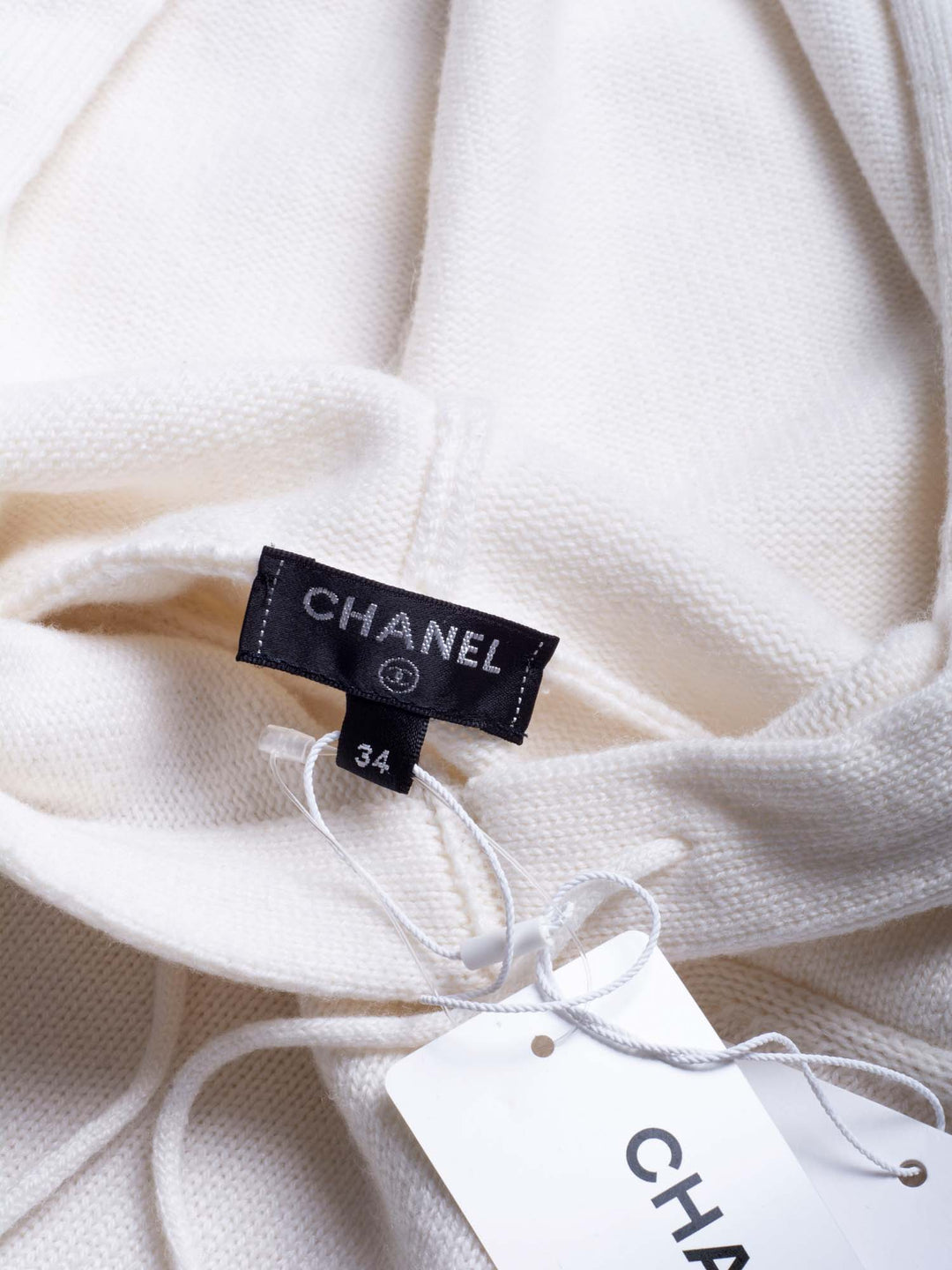 Top Quality Chanel Cashmere CC Logo La Pausa Hooded Oversized Sweater White