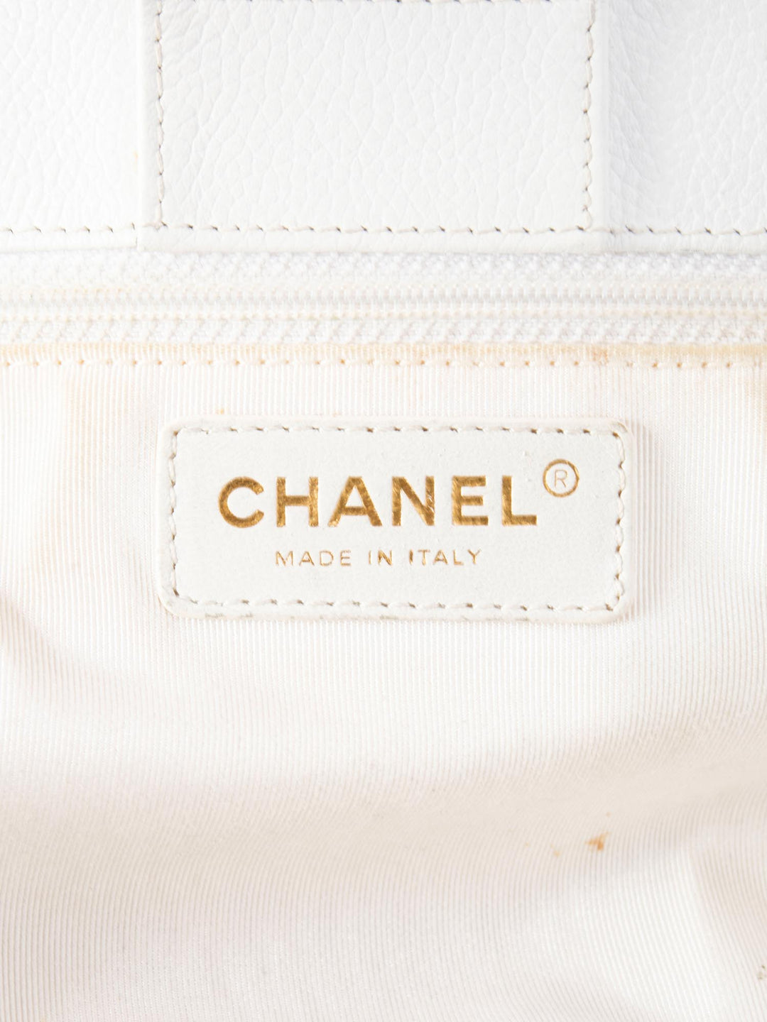 Top Quality Chanel Caviar Leather Cerf Executive Shopper Tote White