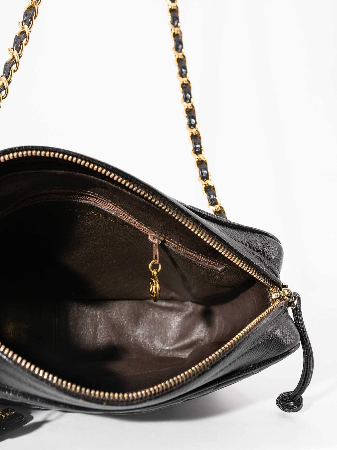 Top Quality Chanel Caviar Quilted Leather CC Logo Messenger Bag Black