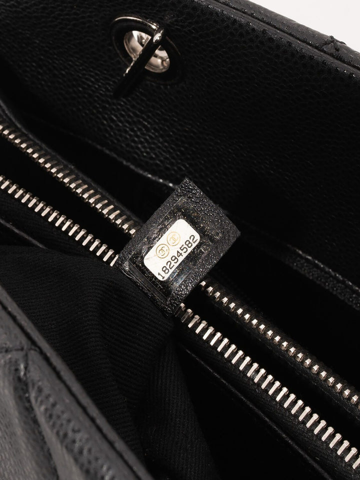 Top Quality Chanel Caviar Quilted Leather CC Logo Shopper Bag Black