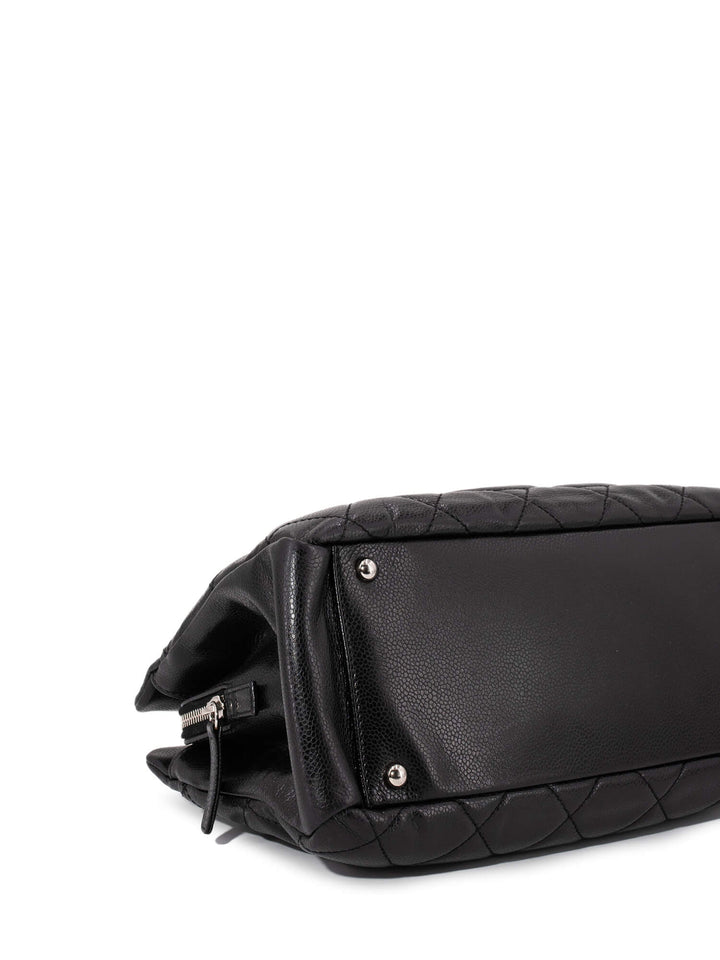 Top Quality Chanel Caviar Quilted Leather CC Logo Shopper Bag Black