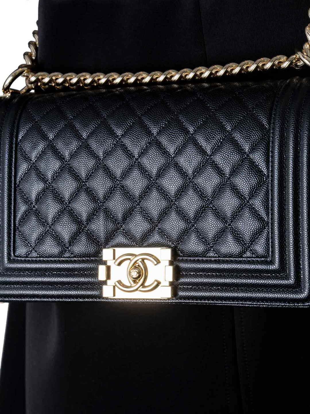 Top Quality Chanel Caviar Quilted Medium Boy Flap Bag Black