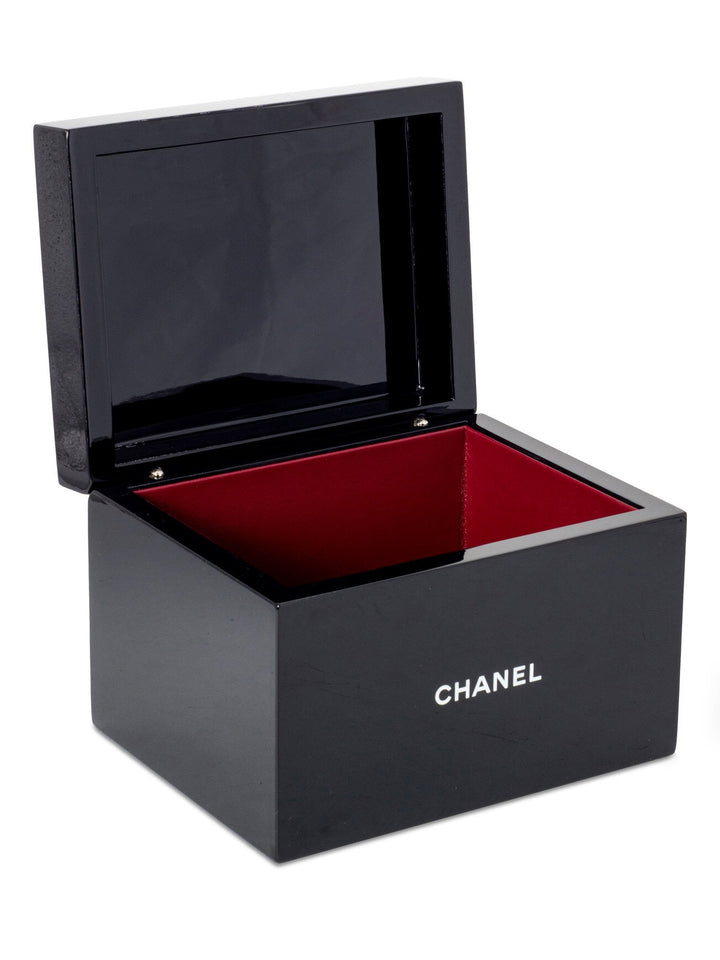 Top Quality Chanel Lacquered Beauty Jewelry Box Black