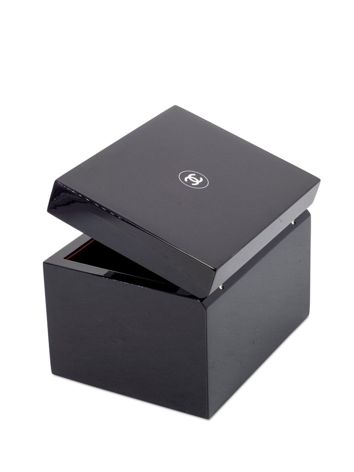 Top Quality Chanel Lacquered Beauty Jewelry Box Black