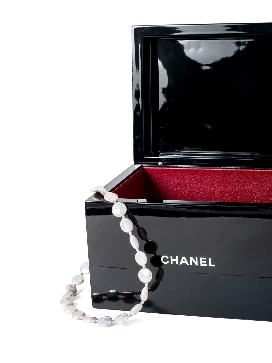 Top Quality Chanel Lacquered Beauty Jewelry Box Black