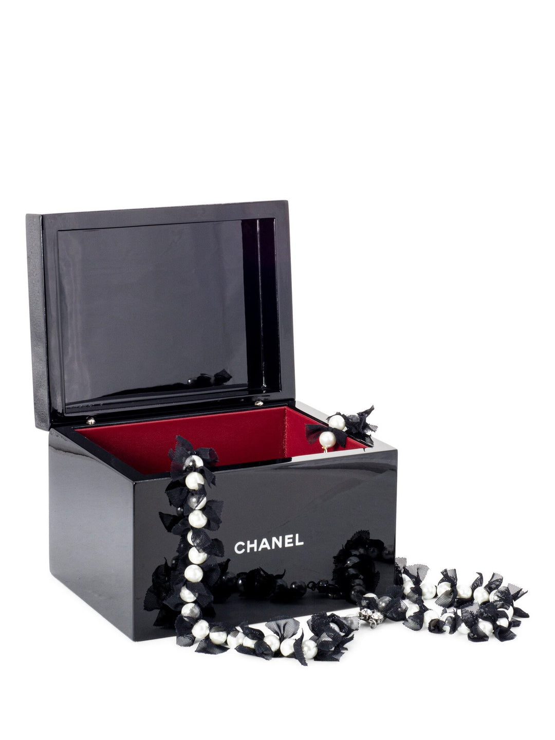 Top Quality Chanel Lacquered Beauty Jewelry Box Black