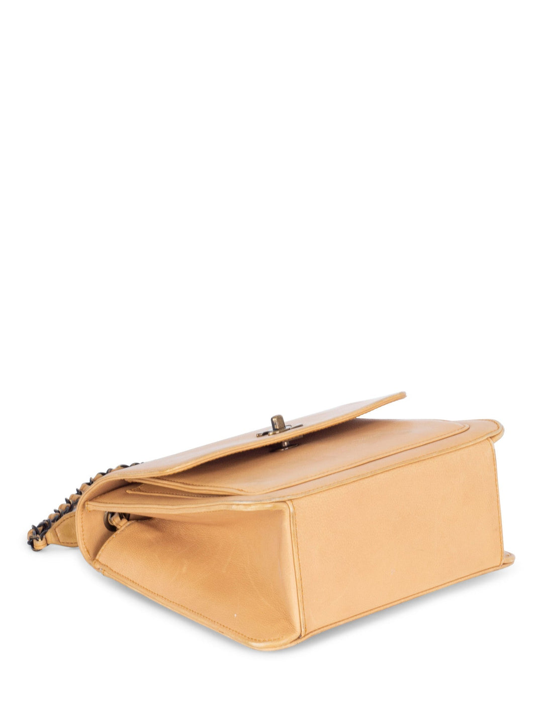 Top Quality Chanel Leather CC Logo Flap Messenger Bag Beige
