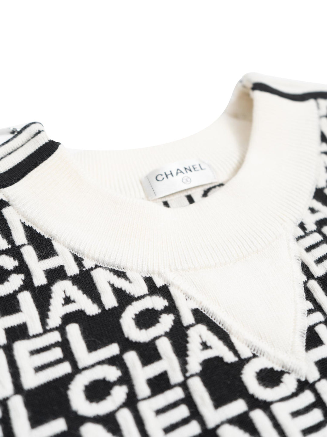 Top Quality Chanel Logo Knit Zipper Sweater Black White