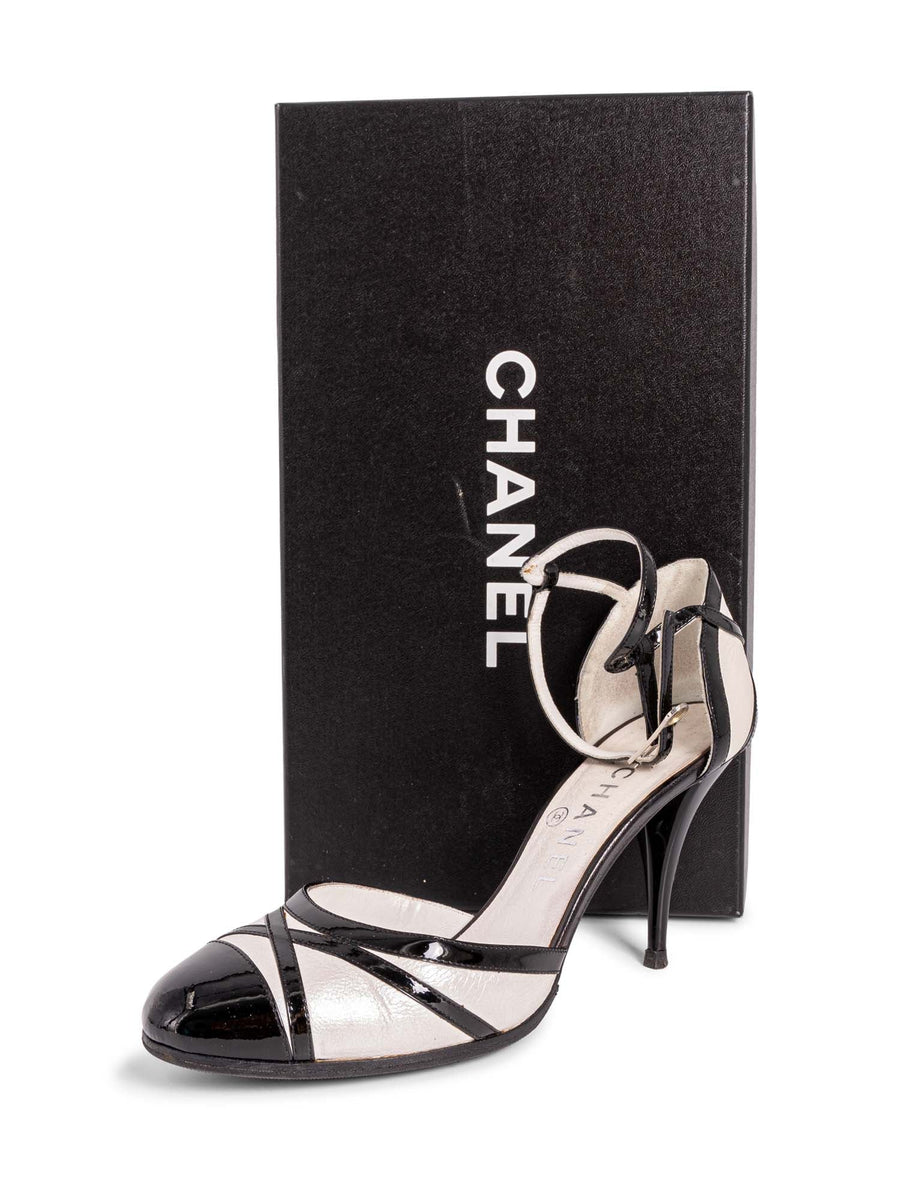 CHANEL Patent Leather Pumps Black White-designer resale
