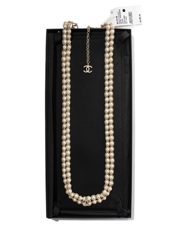 Top Quality Chanel Pearl CC Logo Long Necklace