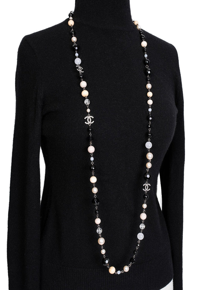 Top Quality Chanel Pearl CC Logo Long Necklace Silver