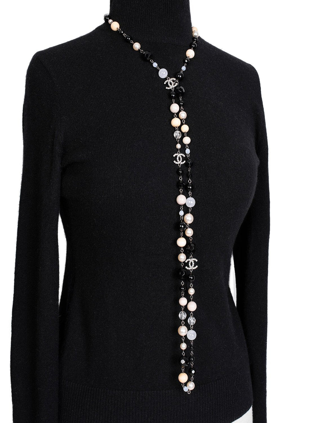 Top Quality Chanel Pearl CC Logo Long Necklace Silver