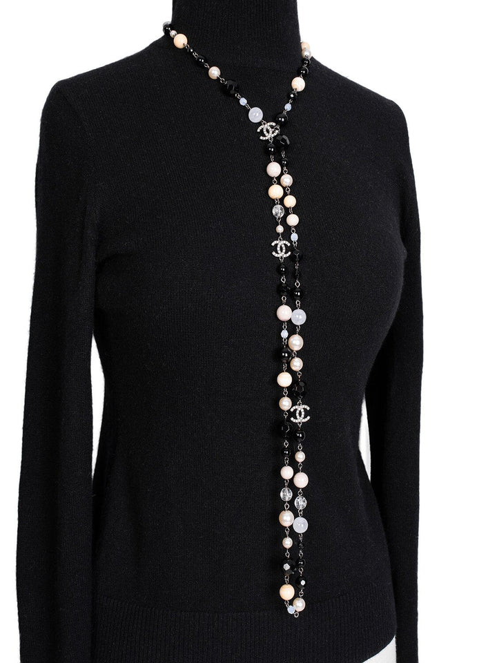 Top Quality Chanel Pearl CC Logo Long Necklace Silver