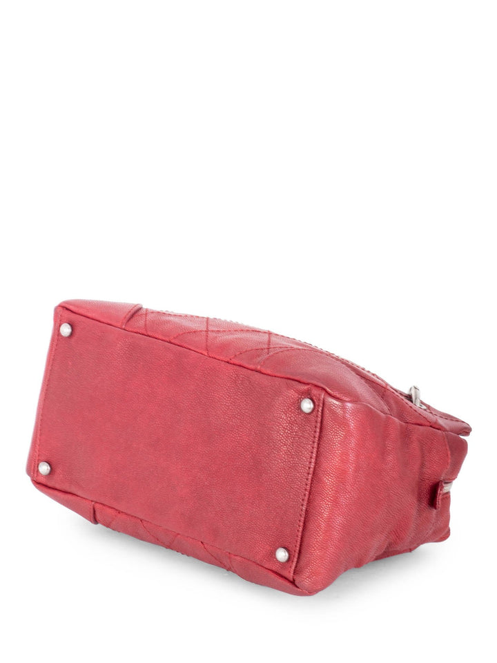 Top Quality Chanel Quilted Caviar CC Logo Petit Shopper Bag Red