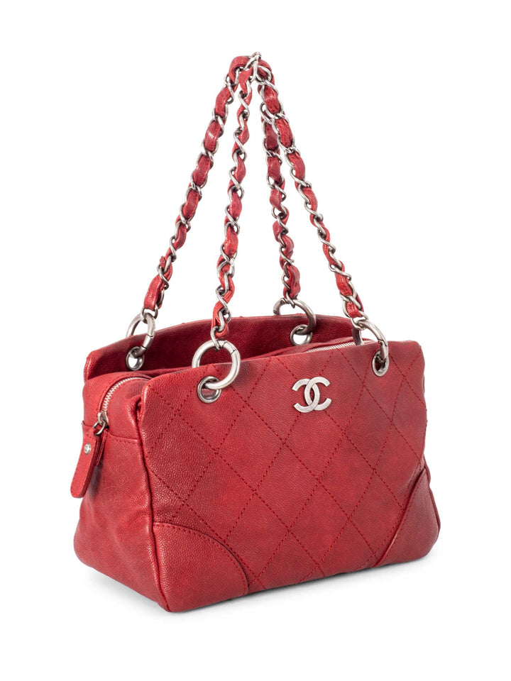 Top Quality Chanel Quilted Caviar CC Logo Petit Shopper Bag Red