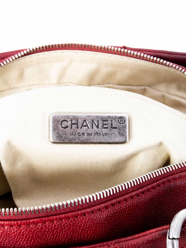 Top Quality Chanel Quilted Caviar CC Logo Petit Shopper Bag Red