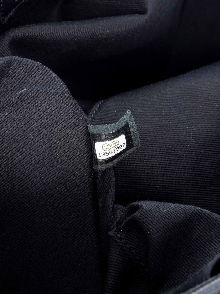 Top Quality Chanel Quilted Caviar Maxi Reissue Flap Messenger Bag Black