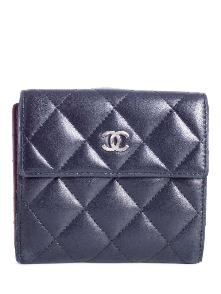 Top Quality Chanel Quilted Leather CC Logo Bifold Wallet Black