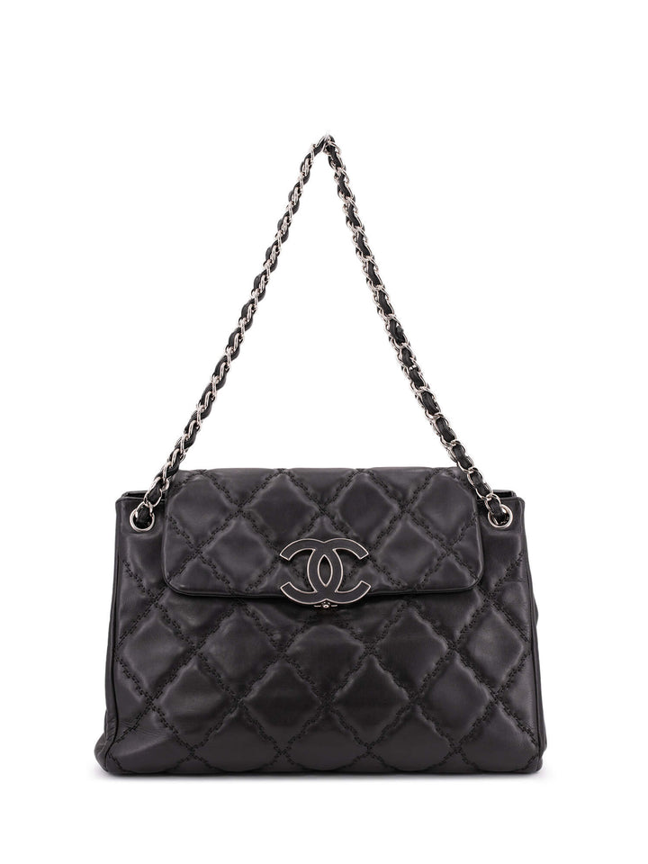 Top Quality Chanel Quilted Leather CC Logo Flap Bag Black