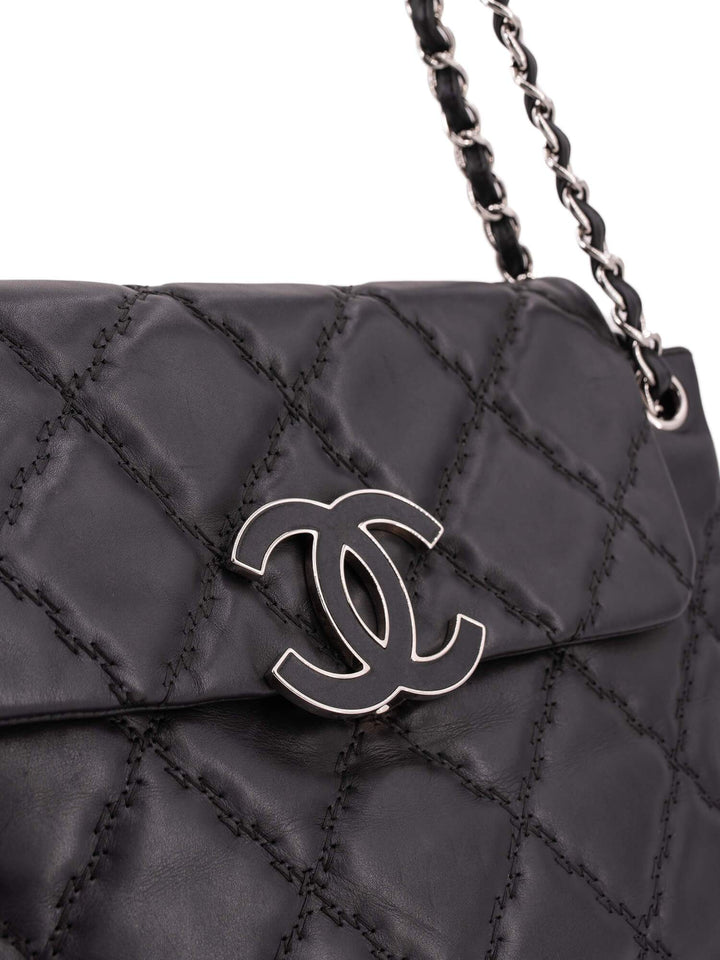 Top Quality Chanel Quilted Leather CC Logo Flap Bag Black