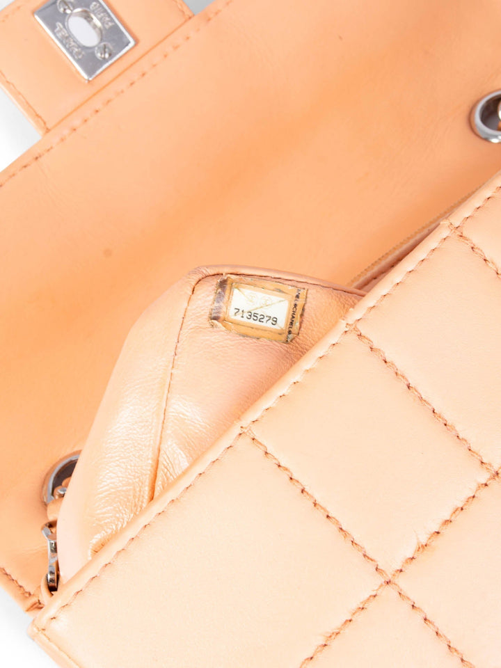 Top Quality Chanel Quilted Leather CC Logo Flap Messenger Bag Peach