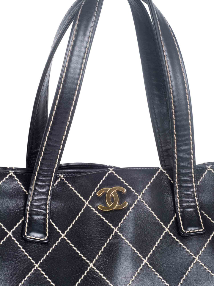 Top Quality Chanel Quilted Leather CC Logo Wild Stitch Shopper Bag Black