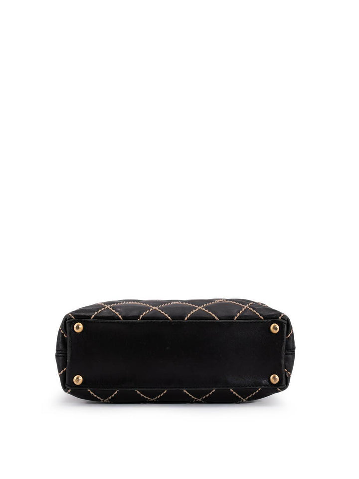 Top Quality Chanel Quilted Leather Surpique Bag Black