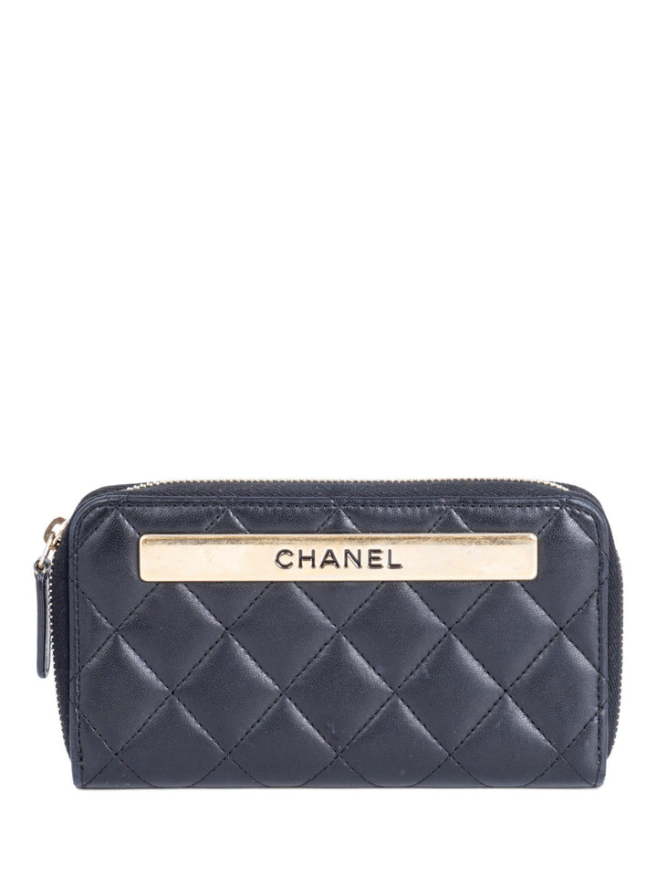 Top Quality Chanel Quilted Leather Trendy Plate Zip Around Wallet Black