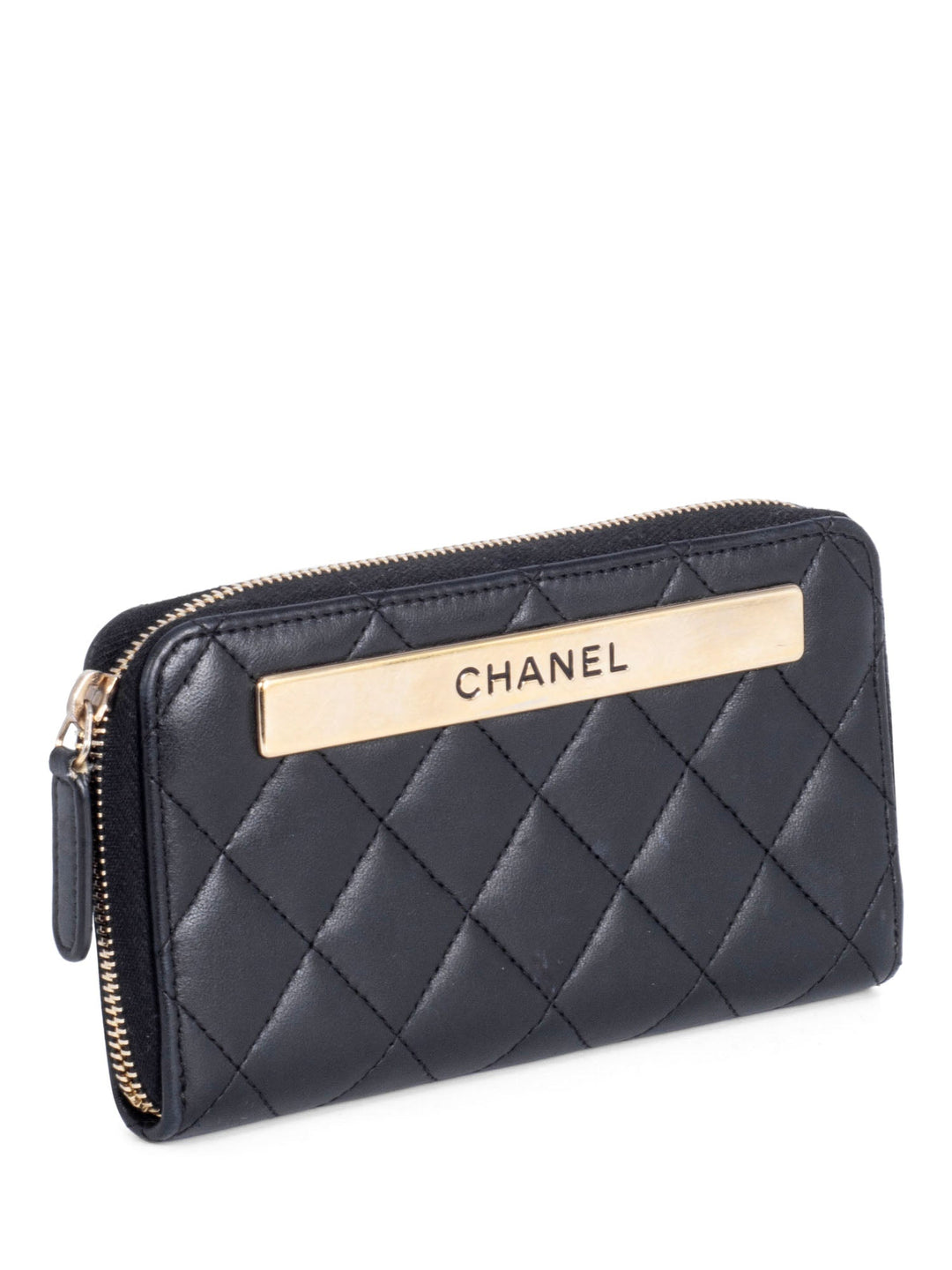 Top Quality Chanel Quilted Leather Trendy Plate Zip Around Wallet Black