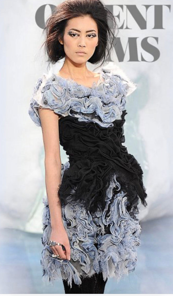 Top Quality Chanel Runway CC Logo Knit Ruffle Mini Dress Blue Black