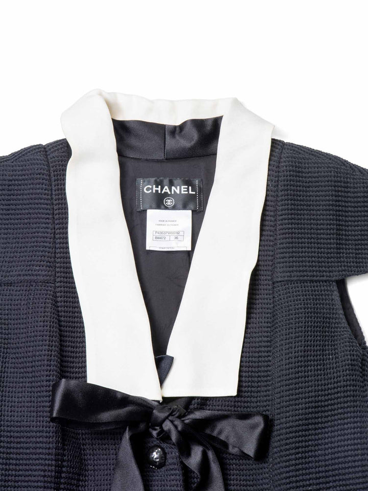 Top Quality Chanel Runway CC Logo White Collar Bow Mini Dress Black White