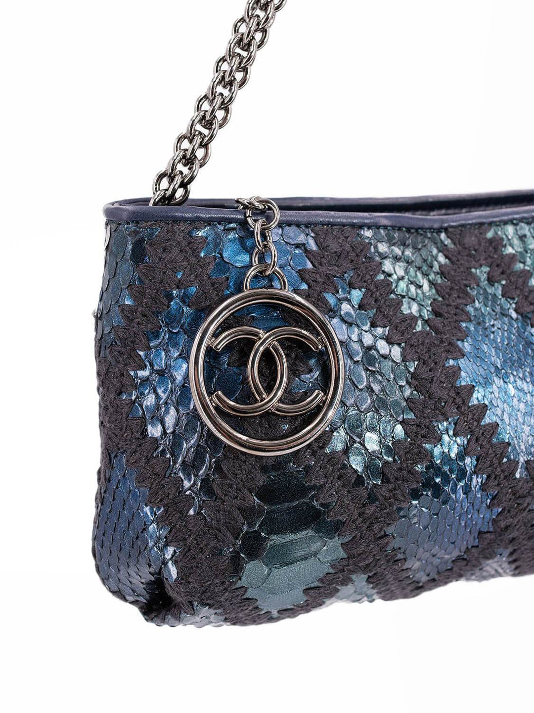 Top Quality Chanel Stitch CC Logo Pochette Bag Blue Green