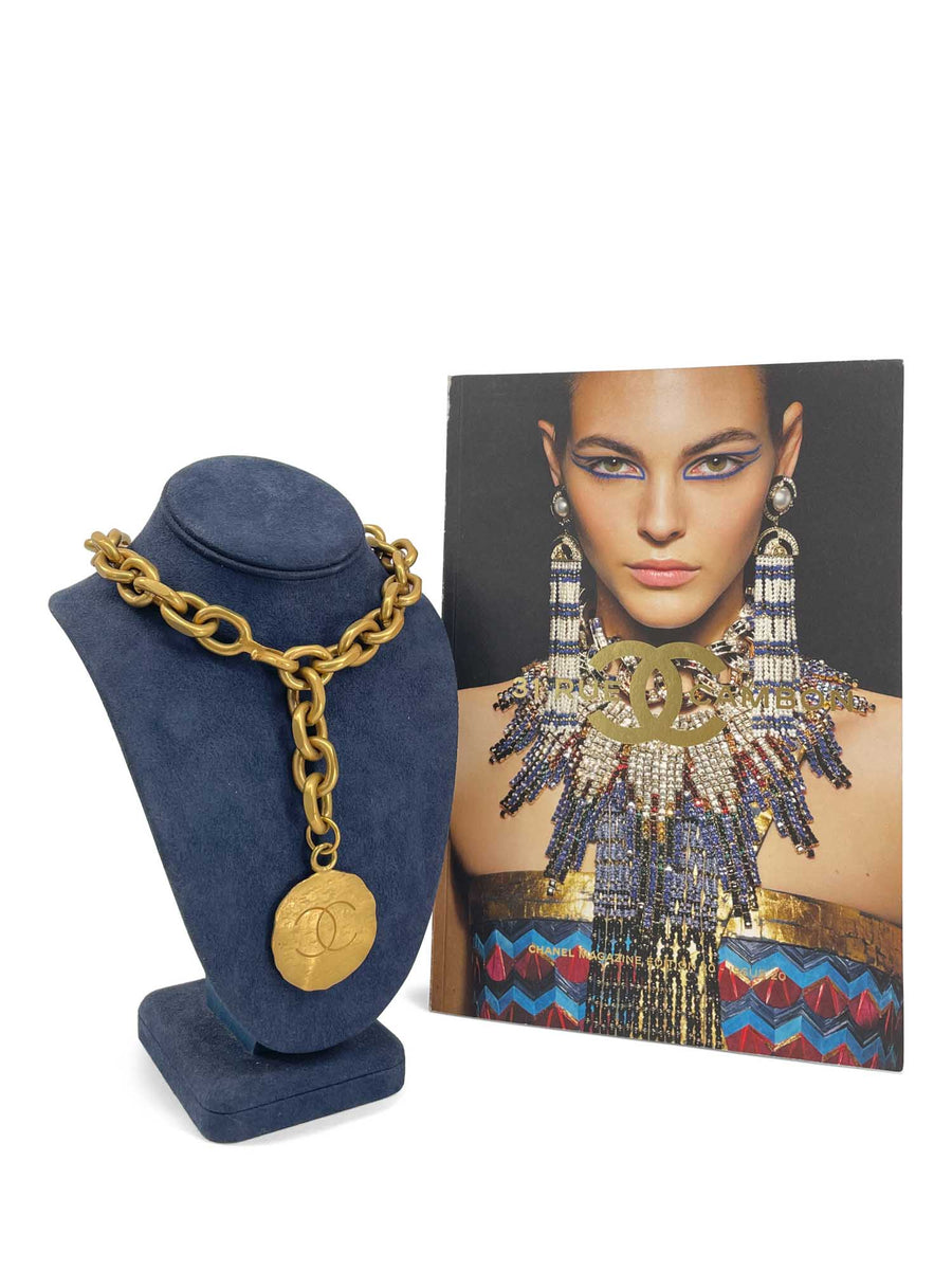 CHANEL Vintage CC Logo 24K Gold Plated Chunky Chain Necklace Belt Gold-designer resale