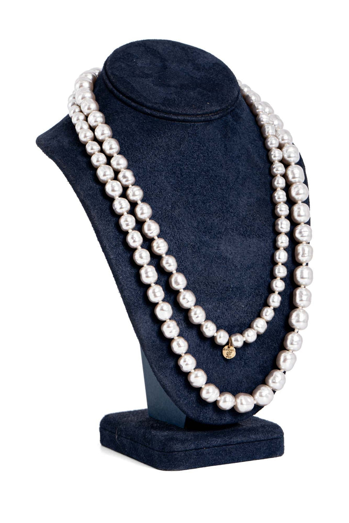 Top Quality Chanel Vintage CC Logo Pearl Long Necklace Grey