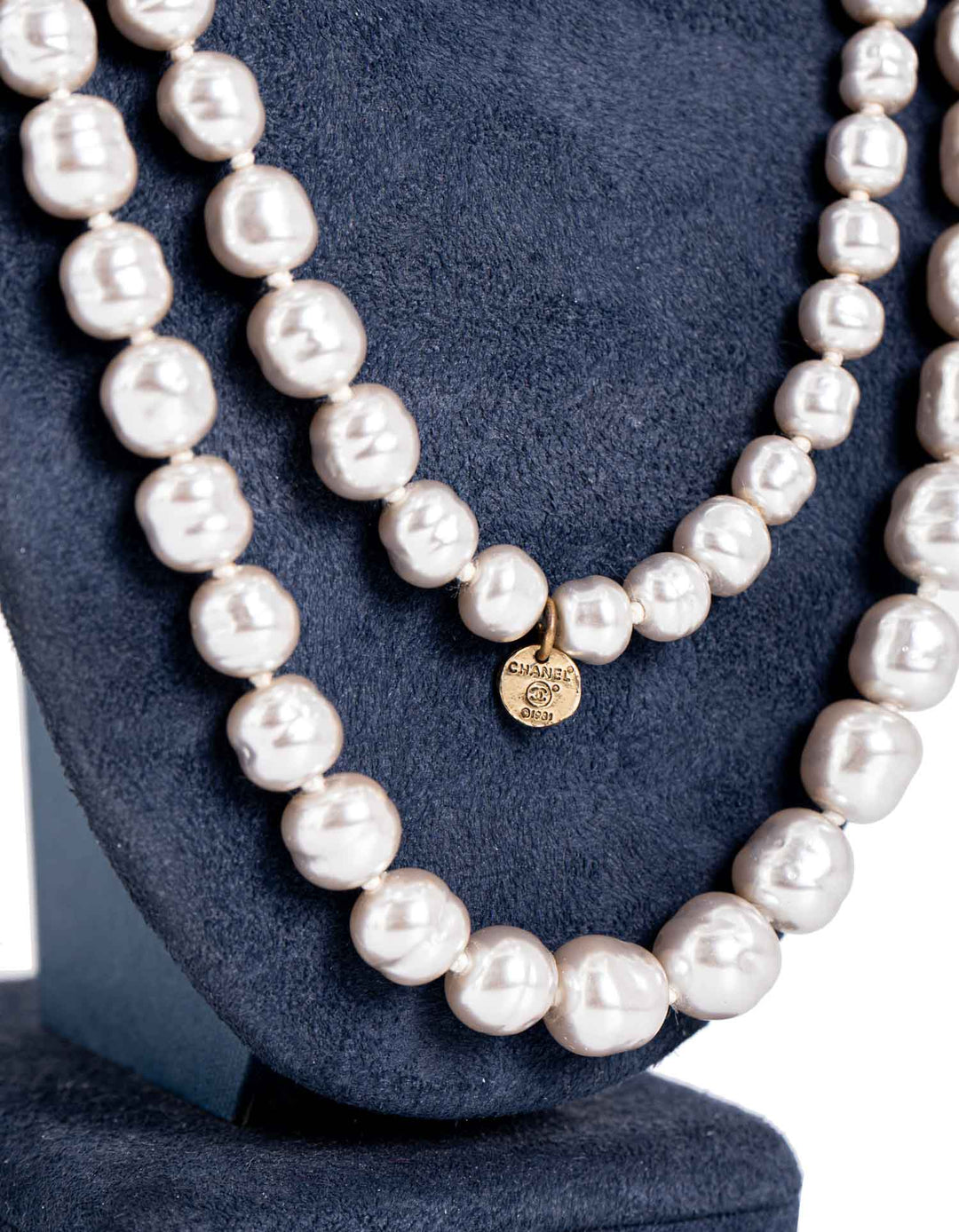 Top Quality Chanel Vintage CC Logo Pearl Long Necklace Grey