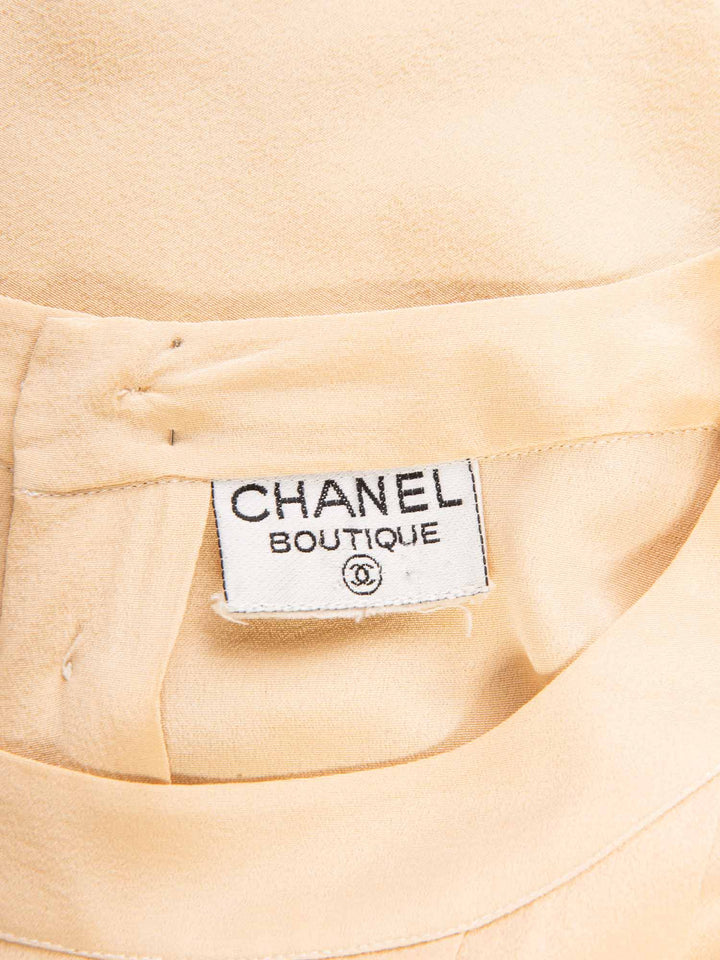 Top Quality Chanel Vintage CC Logo Pleated Slik Blouse Beige Gold