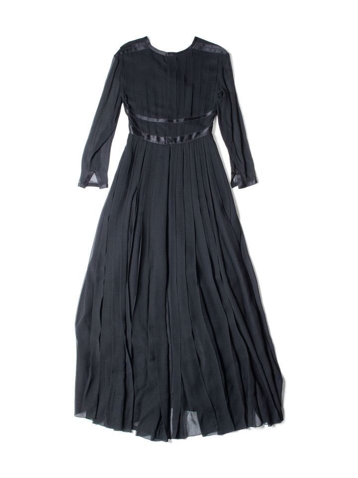 Top Quality Chanel Vintage Camellia Silk Maxi Pleated Dress Black