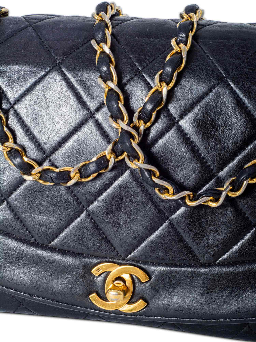 Top Quality Chanel Vintage Diana Flap Medium Bag Black
