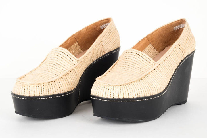 Carven By Robert Clegerie Tan Woven Platform Wedges 39