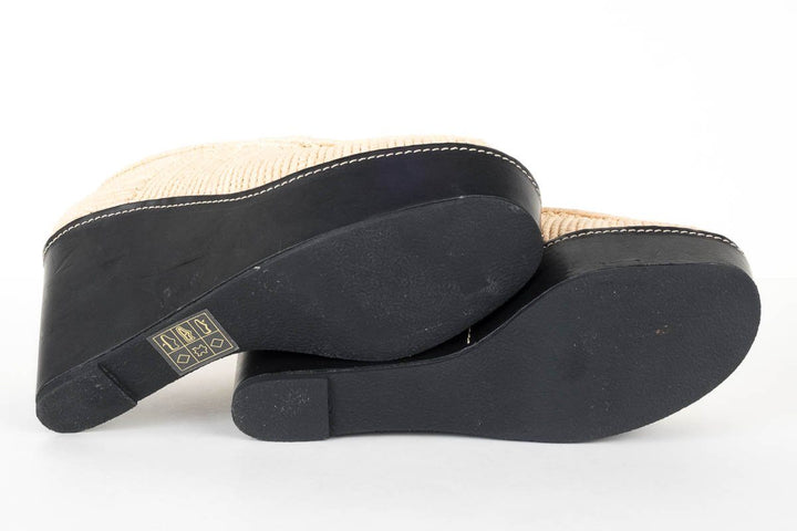 Carven By Robert Clegerie Tan Woven Platform Wedges 39