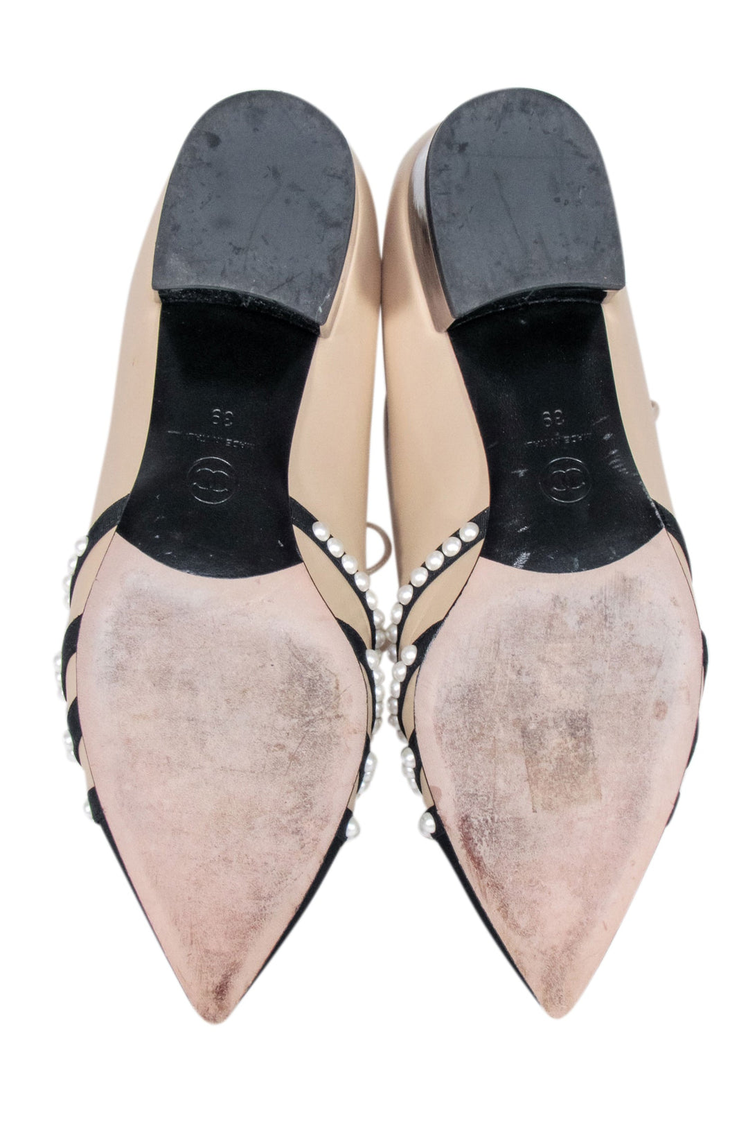 Top Quality Chanel - Beige, Black, & Pearl Low Heel Loafers Sz 9