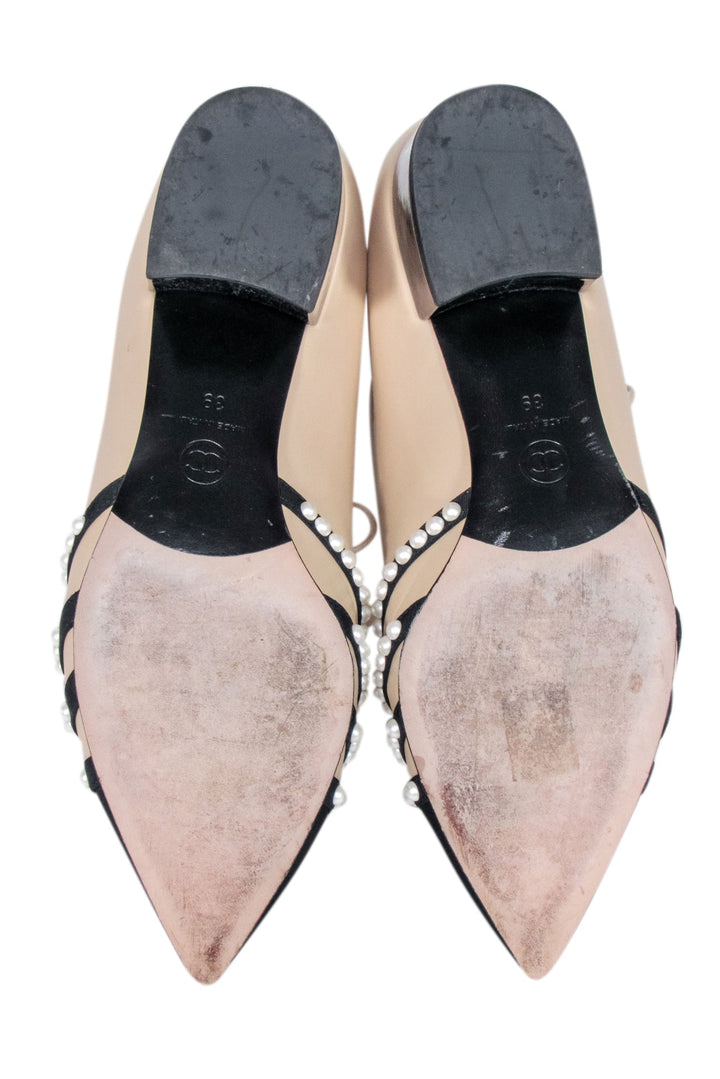 Top Quality Chanel - Beige, Black, & Pearl Low Heel Loafers Sz 9
