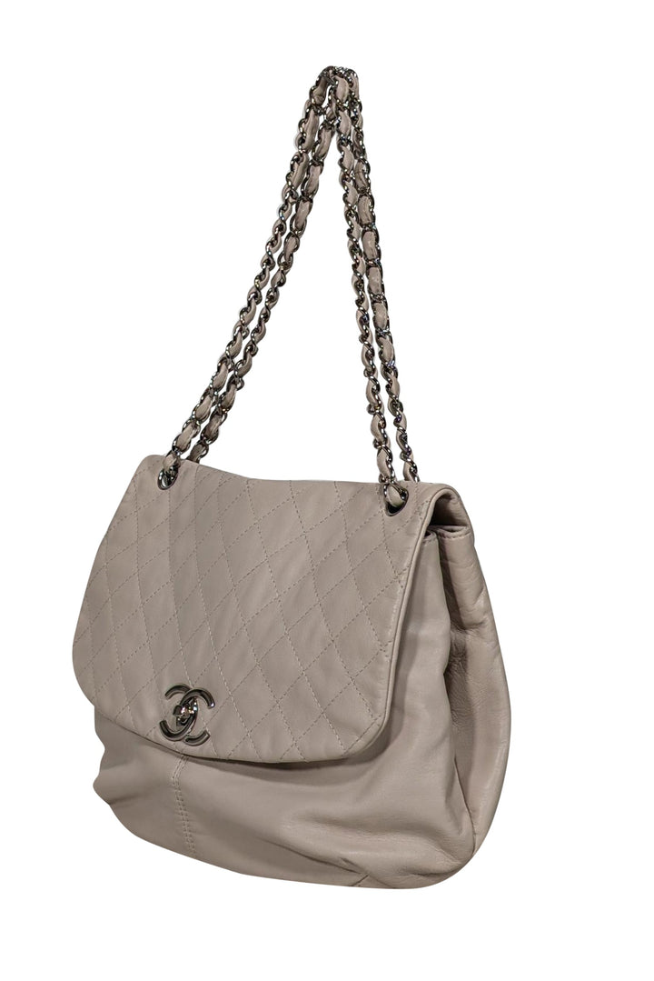 Top Quality Chanel - Beige Quilted Medium Trainon Flap Shoulder Bag